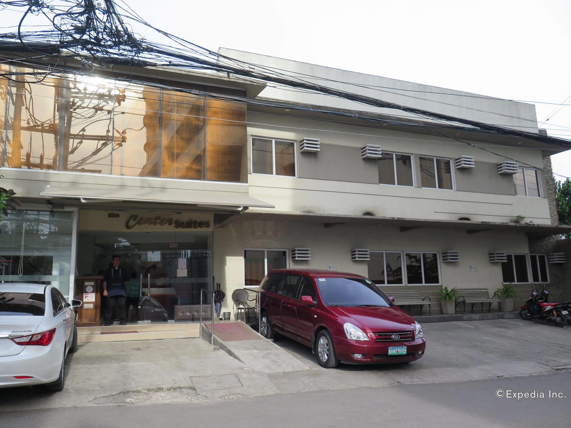 The Center Suites Cebu Exteriör bild